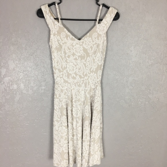 Francesca's Collections Dresses & Skirts - Francesca’s blue rain dress size xsmall